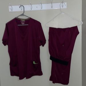 Healing hands maroon scrub set